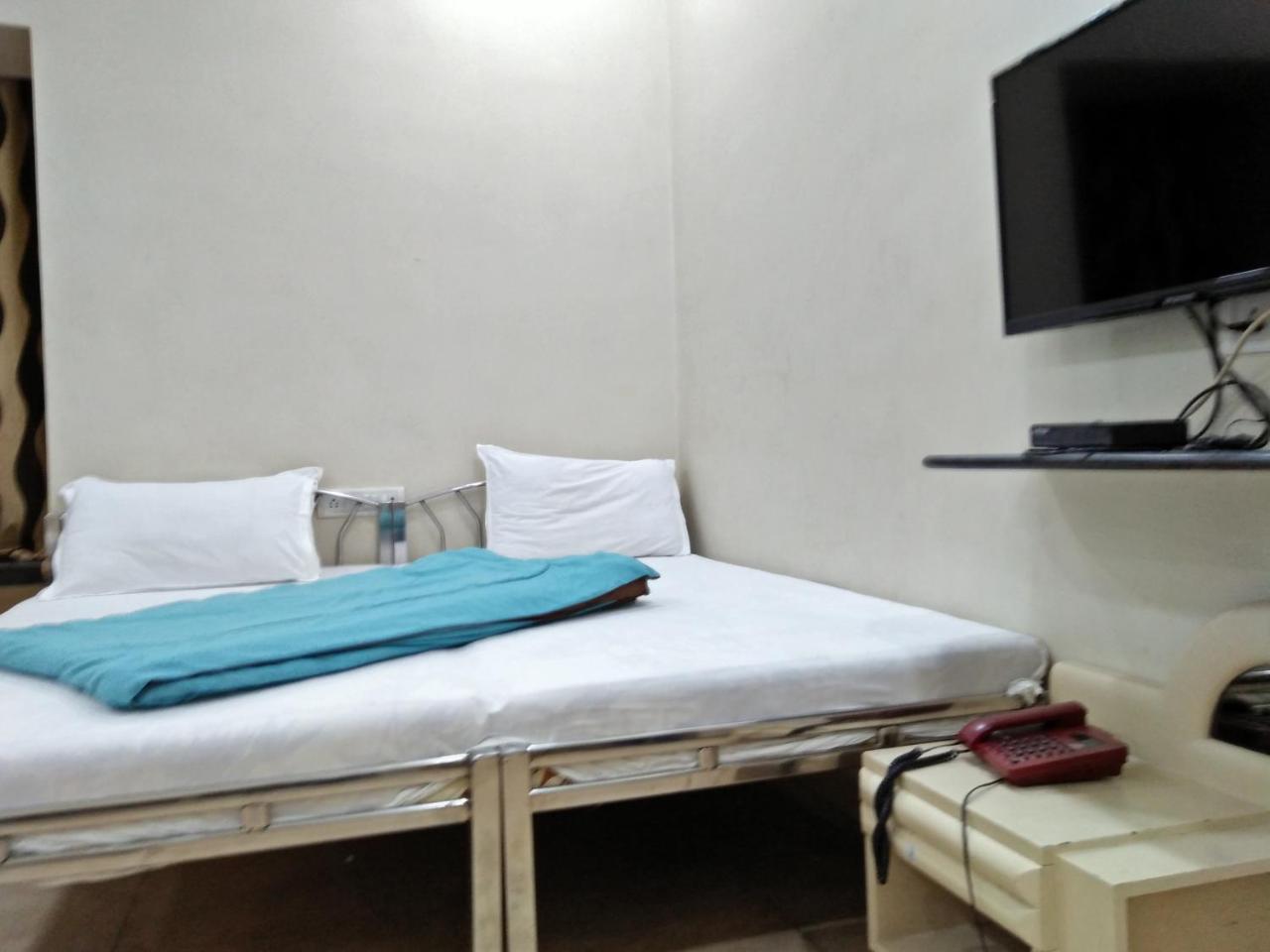 Hotel Blue Bird Colaba Mandve Экстерьер фото